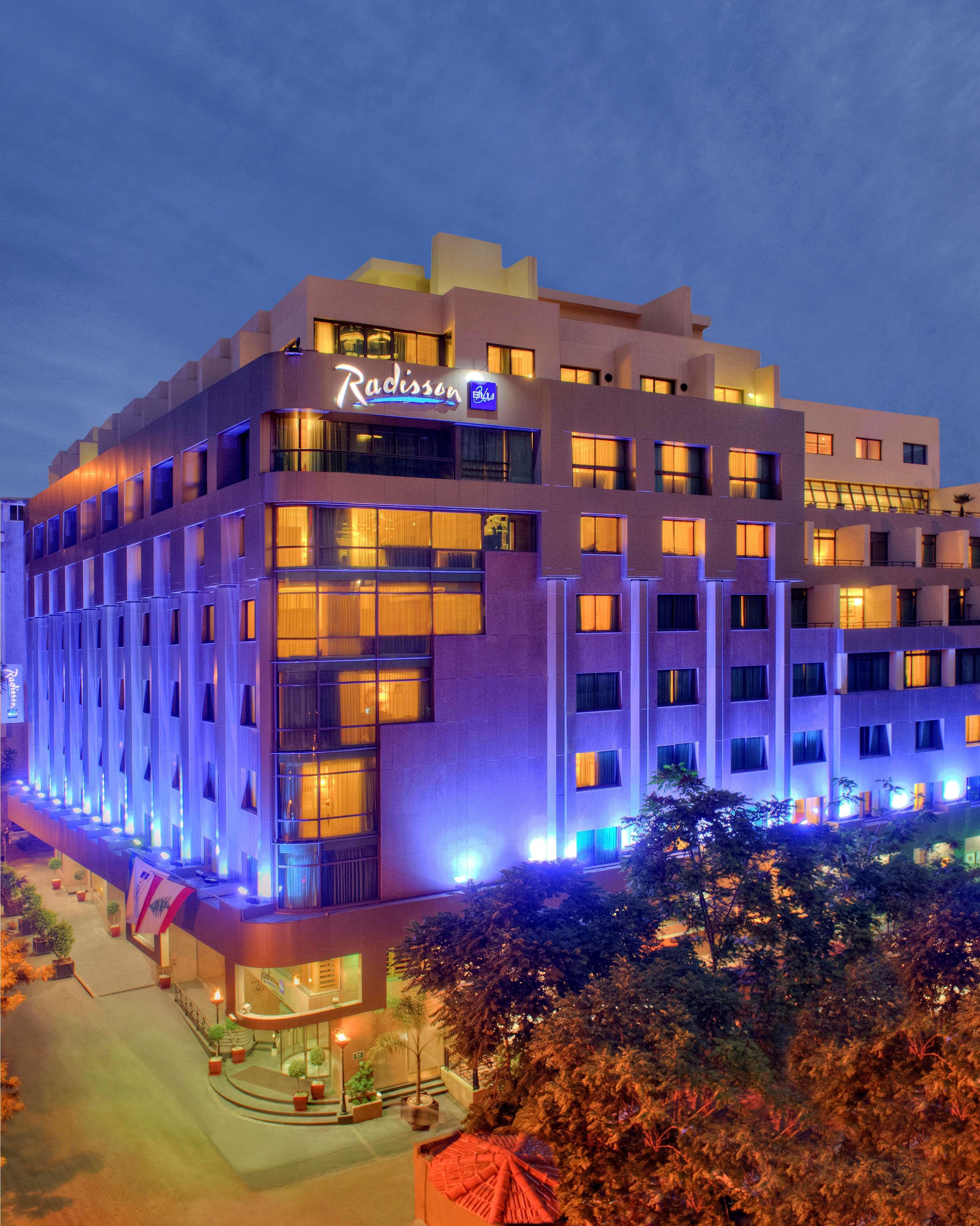 Готель Radisson Blu Martinez Бейрут Екстер'єр фото Radisson Blu Hotel, Karachi
